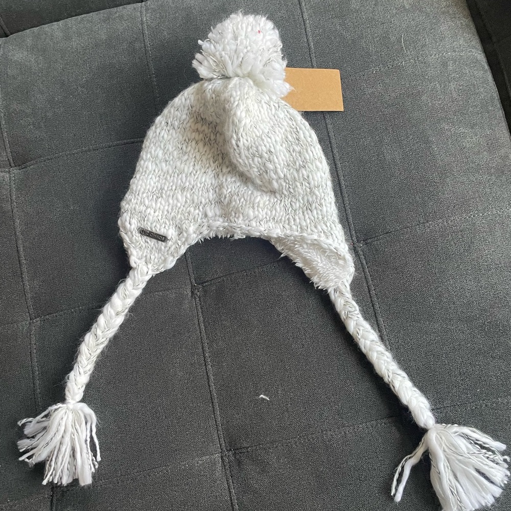 Puff ball beanie